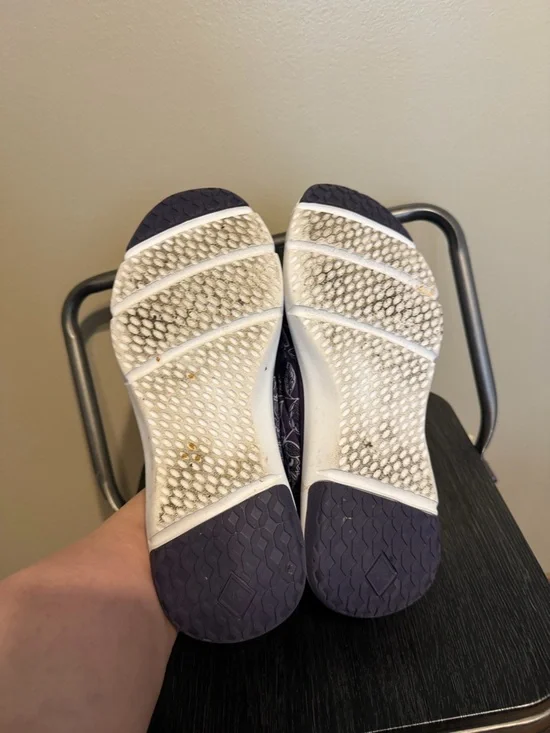 Vera Bradley VB Cloud 2-Mile Slip On Sneakers Flirty Floral Purple Comfort Sz 8 - Picture 7 of 9